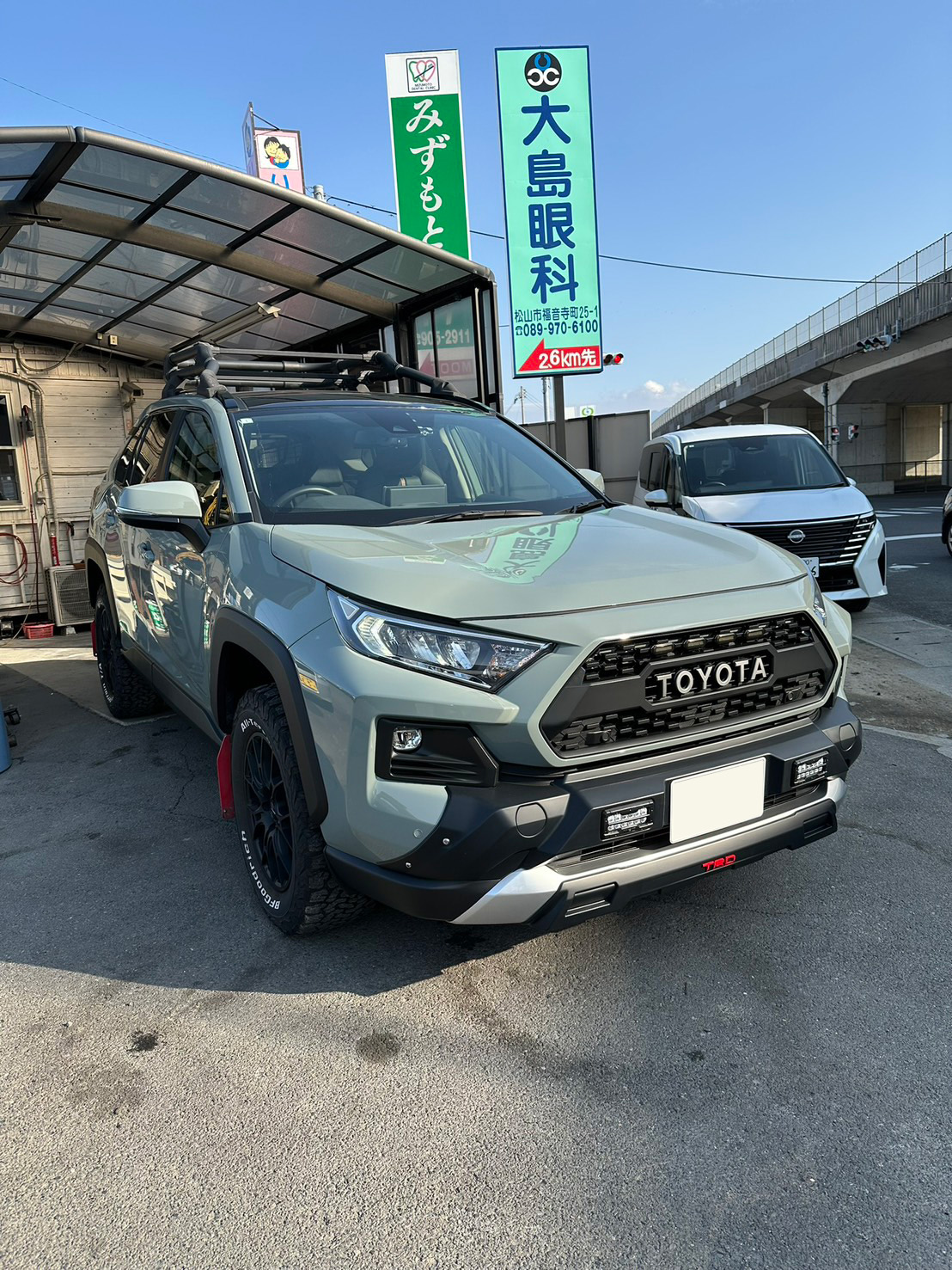 【カスタム提案】RAV4 アドベンチャー｜街でもアウトドアでも映えるライトカスタム仕様