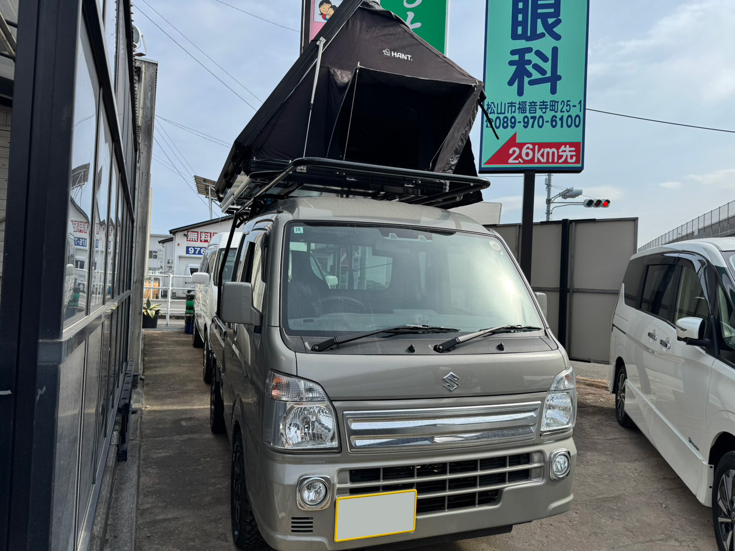 軽トラ×ハコバンのいいとこ取り｜スーパーキャリーにルーフテントを装着した注文販売カスタム